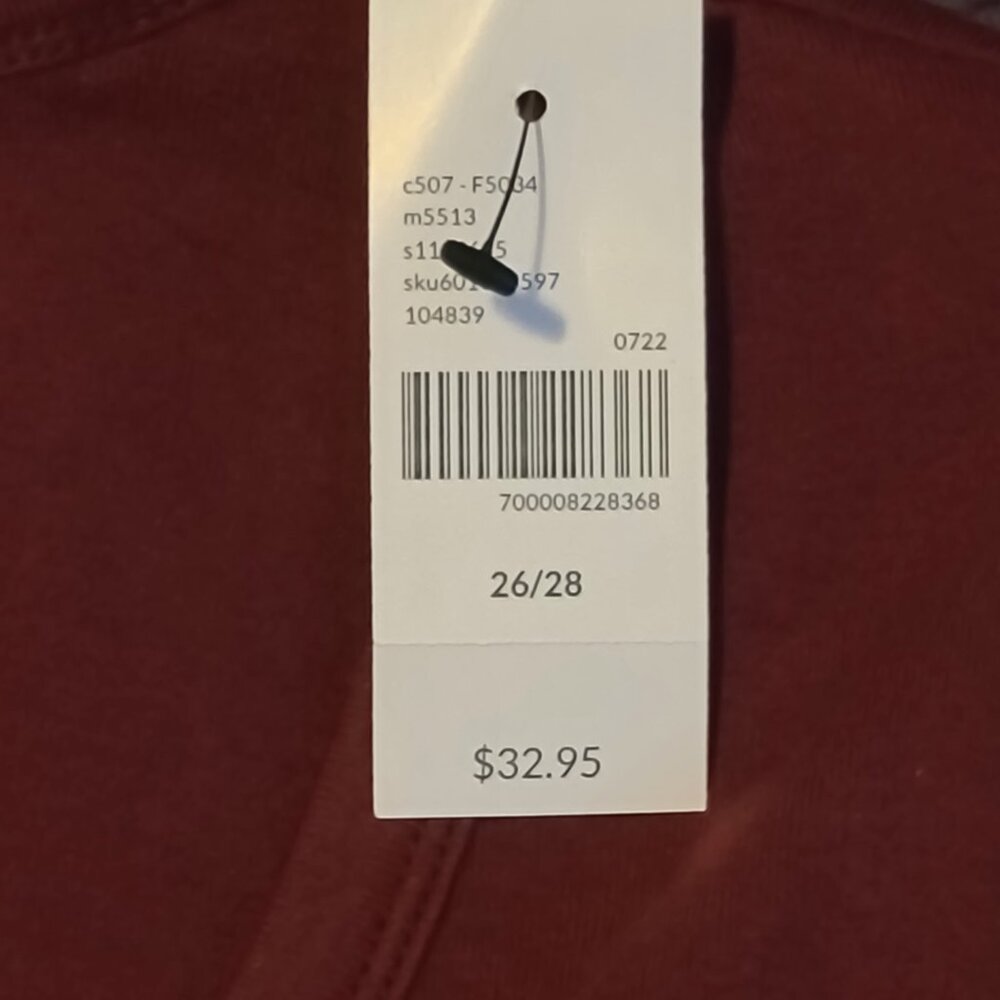 LANE BRYANT NWT Cotton Blend Wine/Burgundy Fitted Tee Plus Size 26/28 - Picture 3 of 11